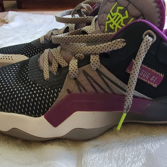 Adidas D.O.N. Issue 1 Joker Donovan Mitchell Basketball Shoes US Size 10 - Picture 2 of 4